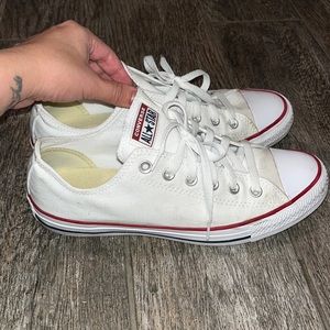 Men’s white converse Chuck Taylor